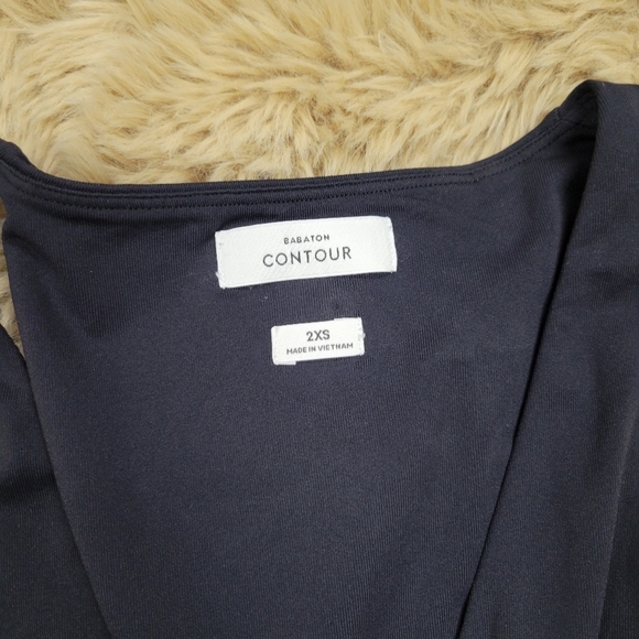 Aritzia babaton Contour V-Neck Romper black XXS - Picture 6 of 7